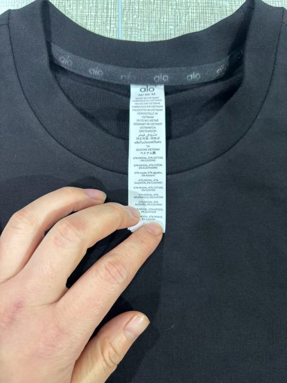 Alo Yoga Black Double Take Short Sleeve T-Shirt Brand New - Picture 4 of 5